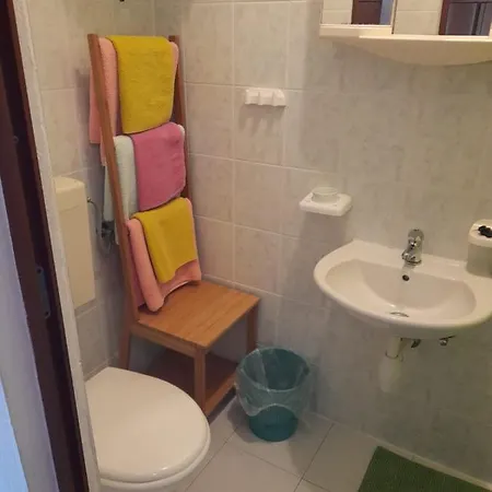 Konukevi In With Terrace, Air Conditioning, Wifi 3719-6 *