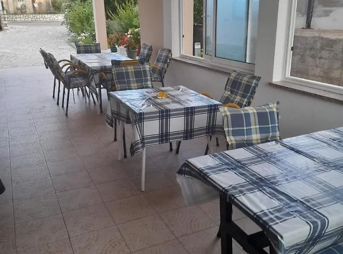 招待所 In With Terrace, Air Conditioning, Wifi 3719-6 *