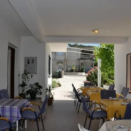 In With Terrace, Air Conditioning, Wifi 3719-6