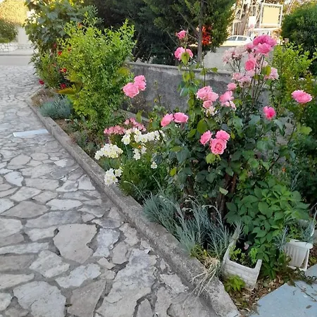 In With Terrace, Air Conditioning, Wifi 3719-6 * Lopar