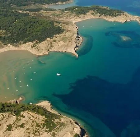 In With Terrace, Air Conditioning, Wifi 3719-6 * Lopar